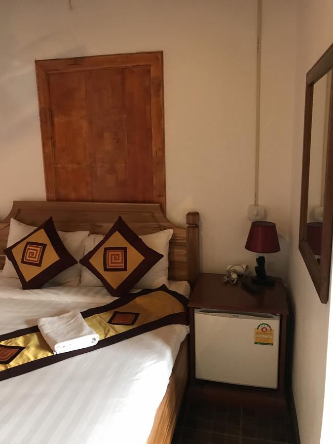 Central Backpacker Hostelルアンパバーン エクステリア 写真